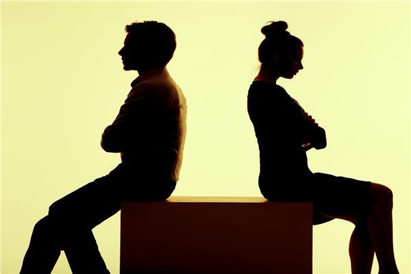 10 أسباب سخيفة دفعت البعض إلى الطلاق